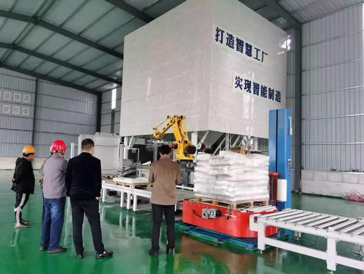 ɽ�|κ�򼯈F(tu��n)늏SÓ��ʯ���Ƃ��p�|(zh��)Ĩ��������ƽɰ�{�(xi��ng)Ŀ